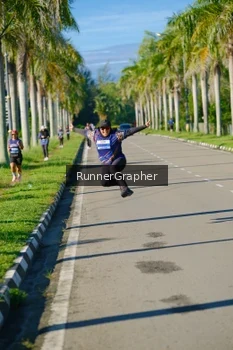 Runner Photo 1721382