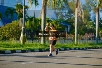 Runner Photo 1721419