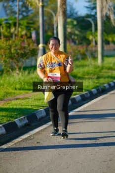 Runner Photo 1721449