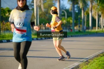 Runner Photo 1721460
