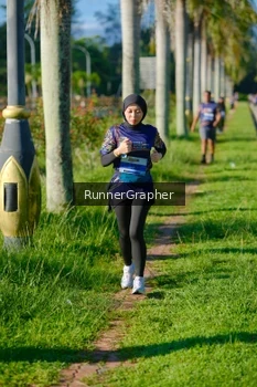 Runner Photo 1721474