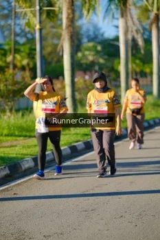 Runner Photo 1721476