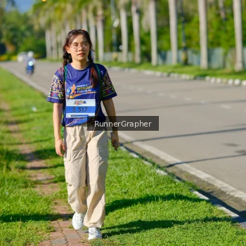 Runner Photo 1721527