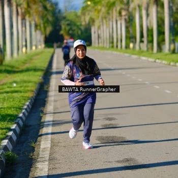 Runner Photo 1721535