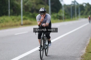 Runner Photo 1722345