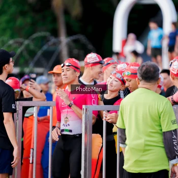 Runner Photo 1722574