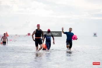 Runner Photo 1722843