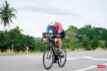 Runner Photo 1723101