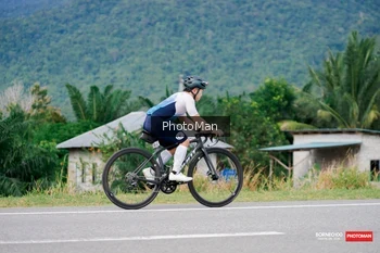 Runner Photo 1723124