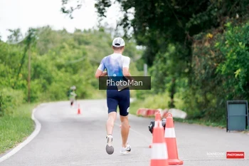 Runner Photo 1723180