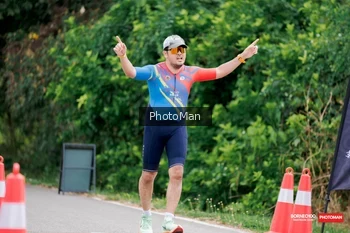 Runner Photo 1723242