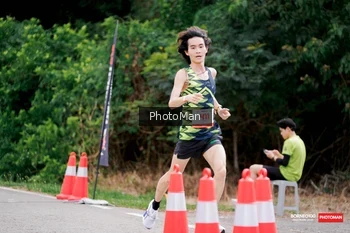 Runner Photo 1723315