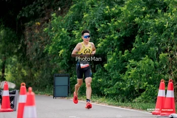 Runner Photo 1723473