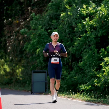 Runner Photo 1723704