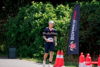 Runner Photo 1723709