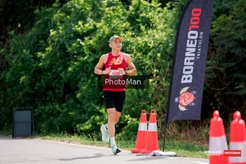 Runner Photo 1723815