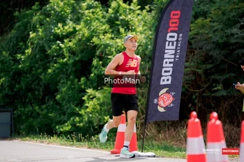 Runner Photo 1723818