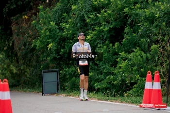 Runner Photo 1723874
