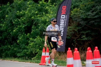 Runner Photo 1723877
