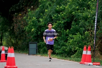 Runner Photo 1723880