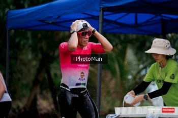 Runner Photo 1724025