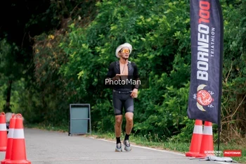 Runner Photo 1724036