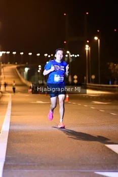Runner Photo 1724349