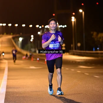 Runner Photo 1724436
