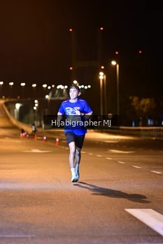 Runner Photo 1724547