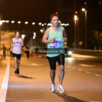 Runner Photo 1724666