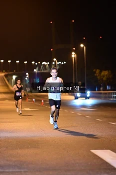 Runner Photo 1724706