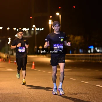 Runner Photo 1724764