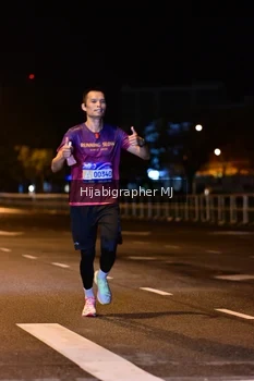 Runner Photo 1724828