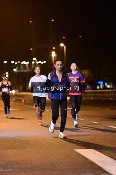 Runner Photo 1724948