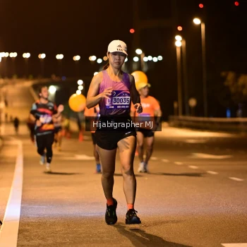 Runner Photo 1725304