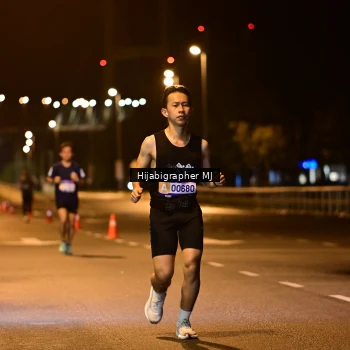 Runner Photo 1725357