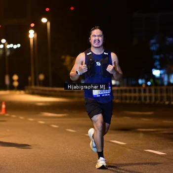 Runner Photo 1725530