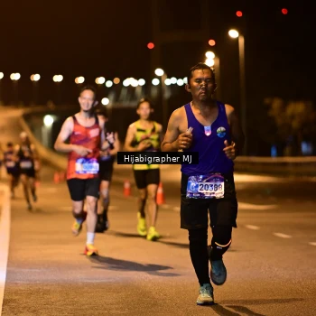 Runner Photo 1725538