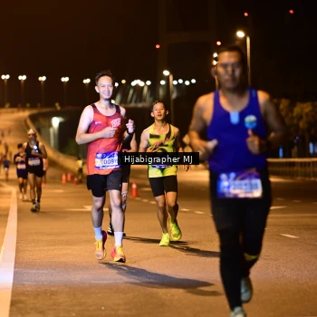 Runner Photo 1725540