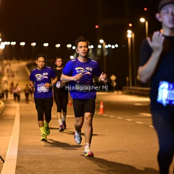 Runner Photo 1725712