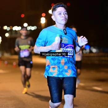 Runner Photo 1725729