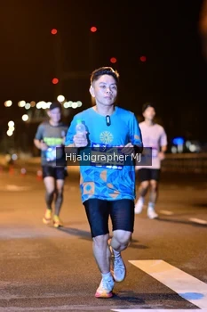 Runner Photo 1725730