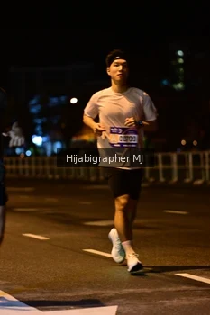 Runner Photo 1725737