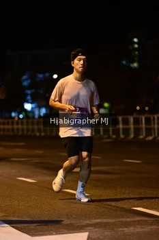 Runner Photo 1725738