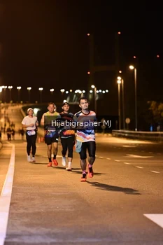 Runner Photo 1725741