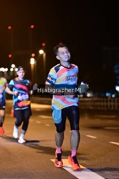 Runner Photo 1725748