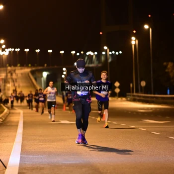 Runner Photo 1725776