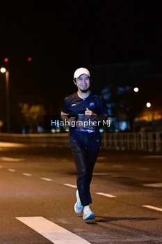 Runner Photo 1725778