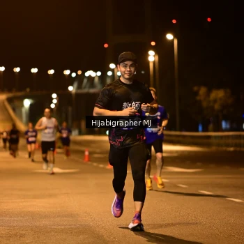 Runner Photo 1725781