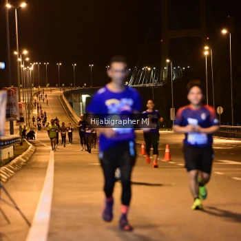 Runner Photo 1725884